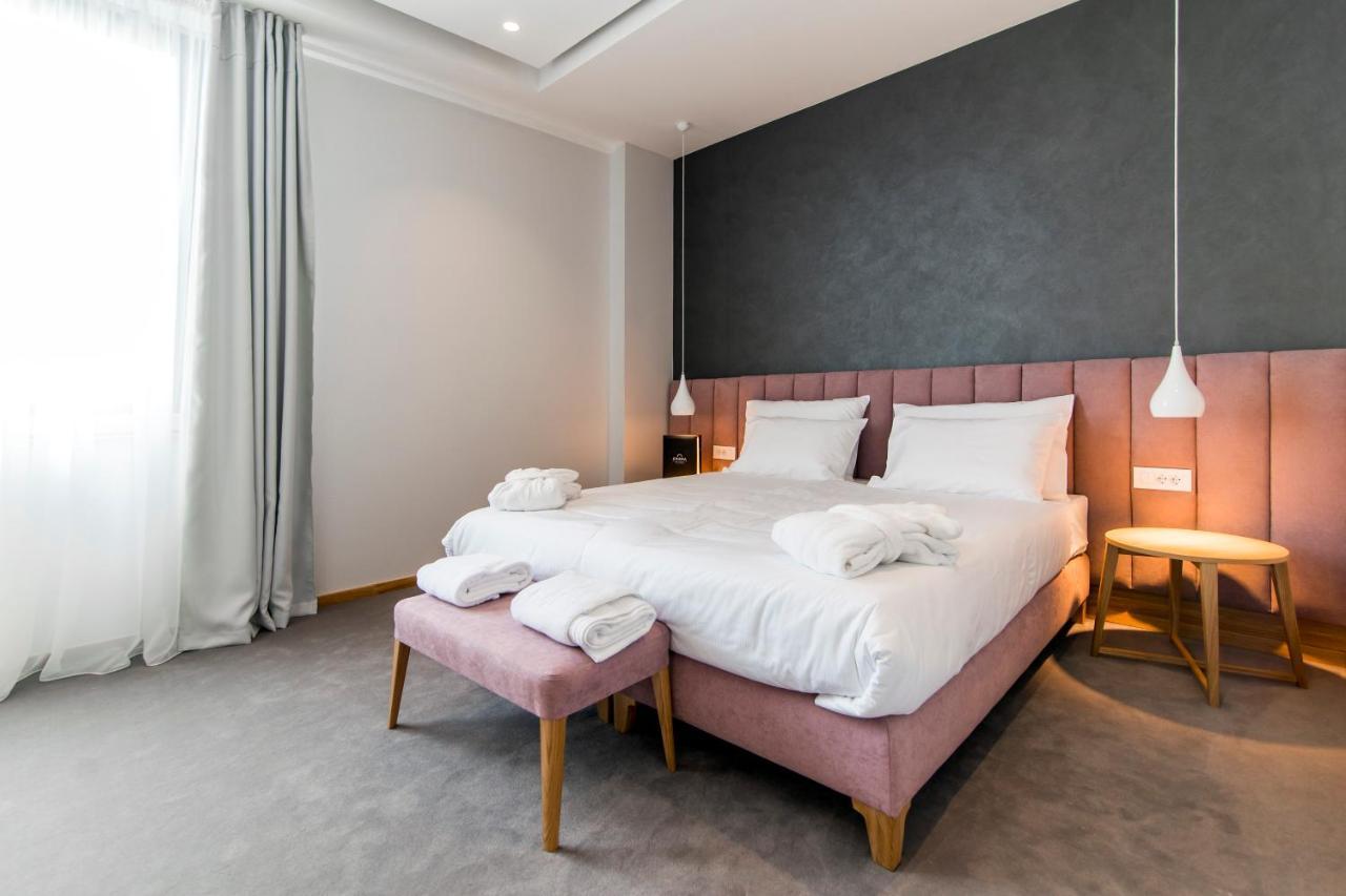 Korpa Deli Rooms Novi Sad Eksteriør bilde