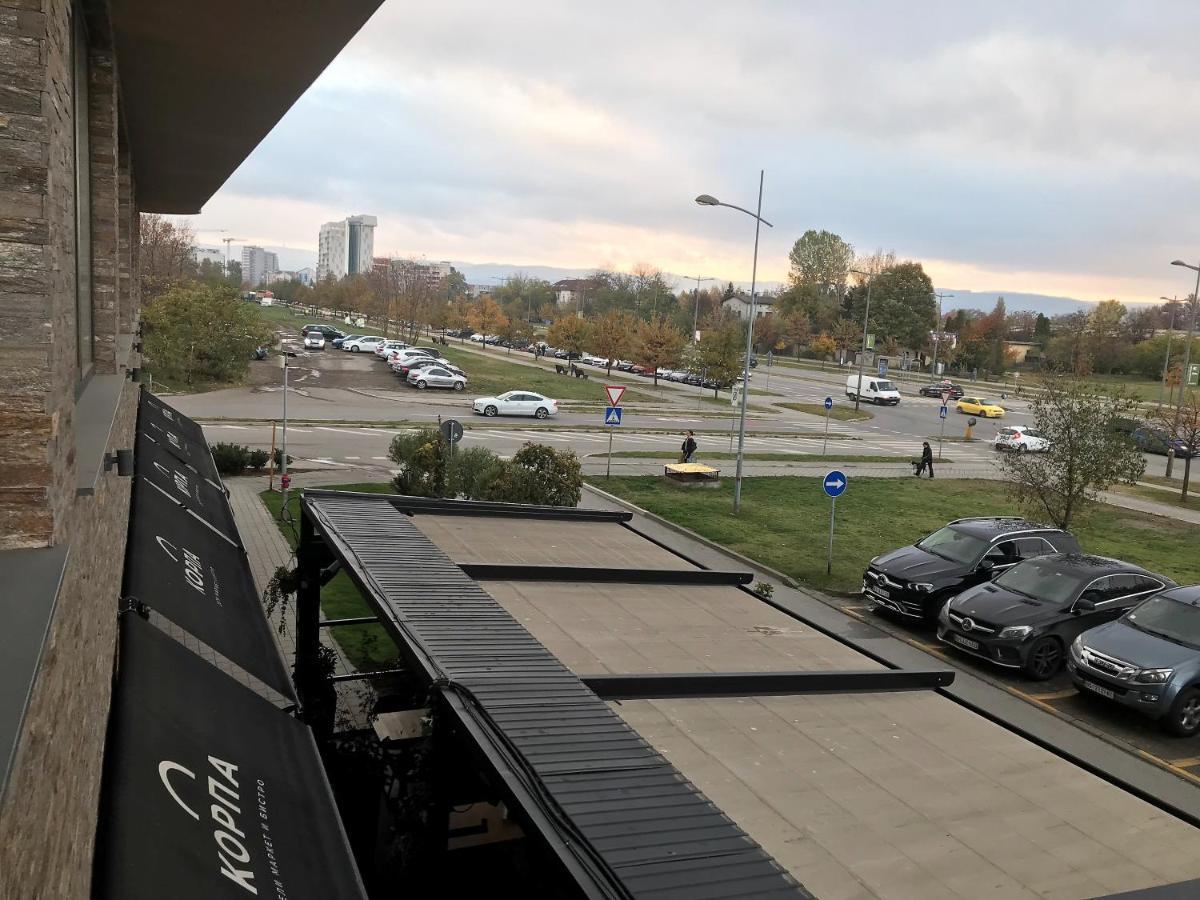 Korpa Deli Rooms Novi Sad Eksteriør bilde