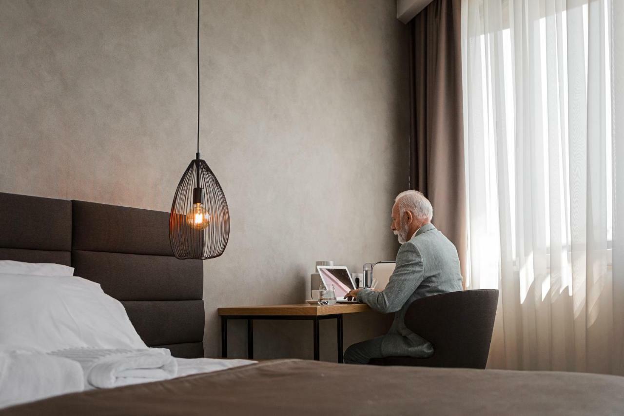 Korpa Deli Rooms Novi Sad Eksteriør bilde